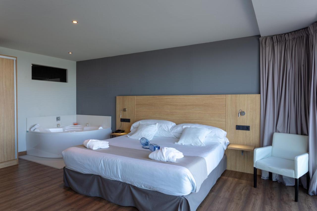 Hotel Astuy Isla Plana Zewnętrze zdjęcie